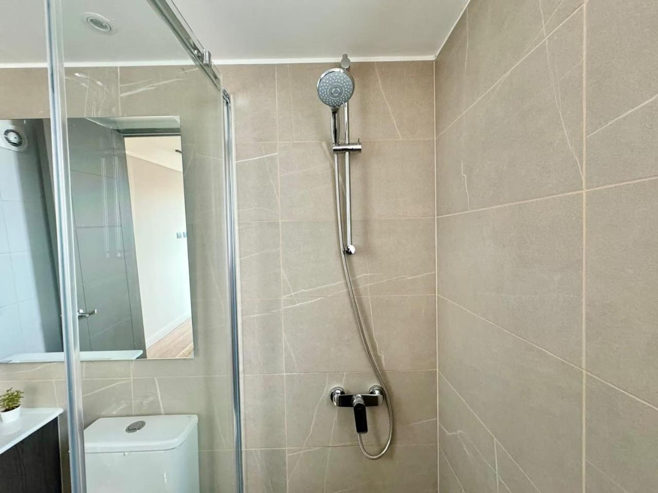 Apartment Hom I Lujoso Depto 2d2b, Nunoa Con Estacionamiento