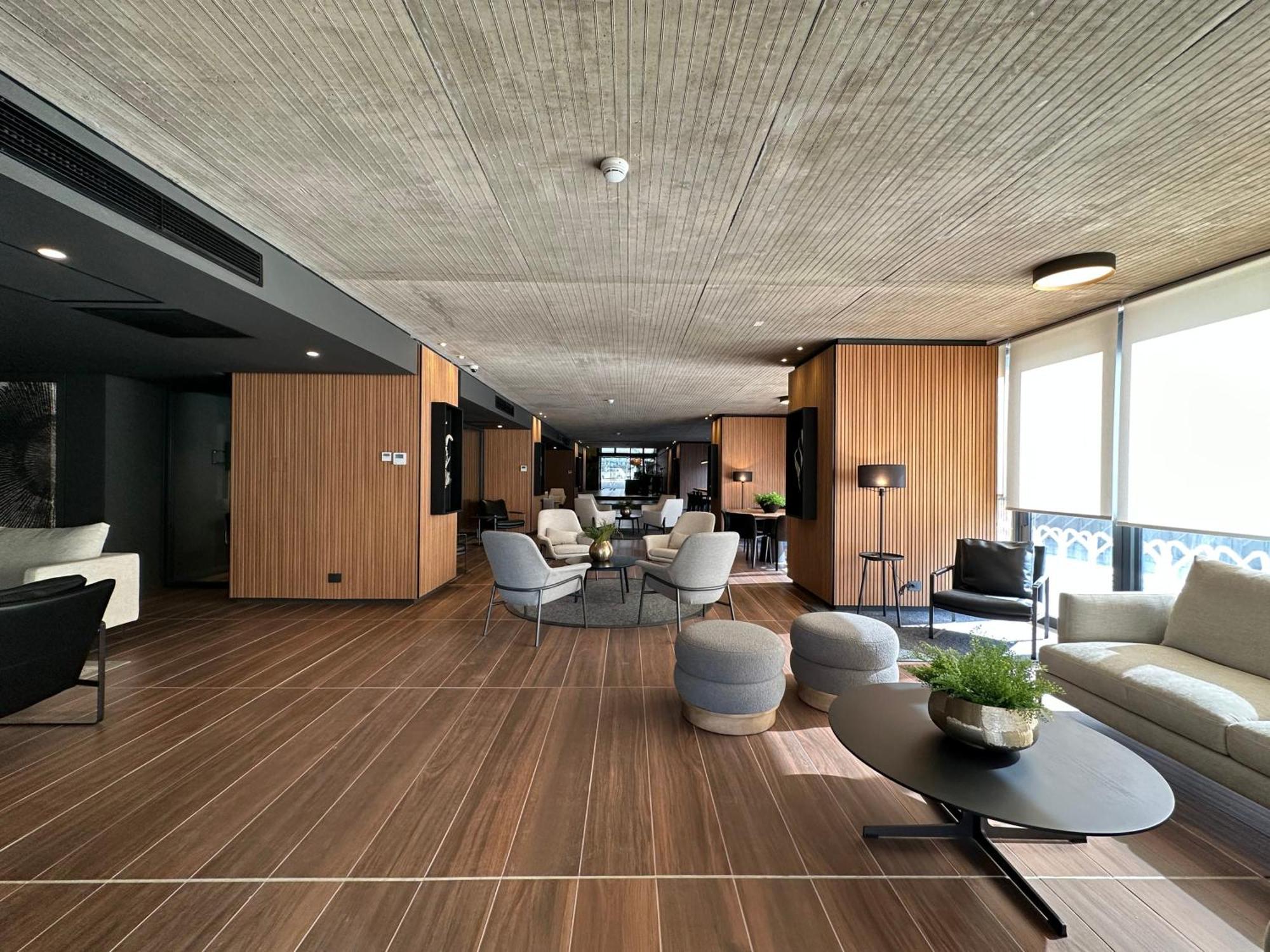 Apartment Hom I Lujoso Depto 2d2b, Nunoa Con Estacionamiento Santiago