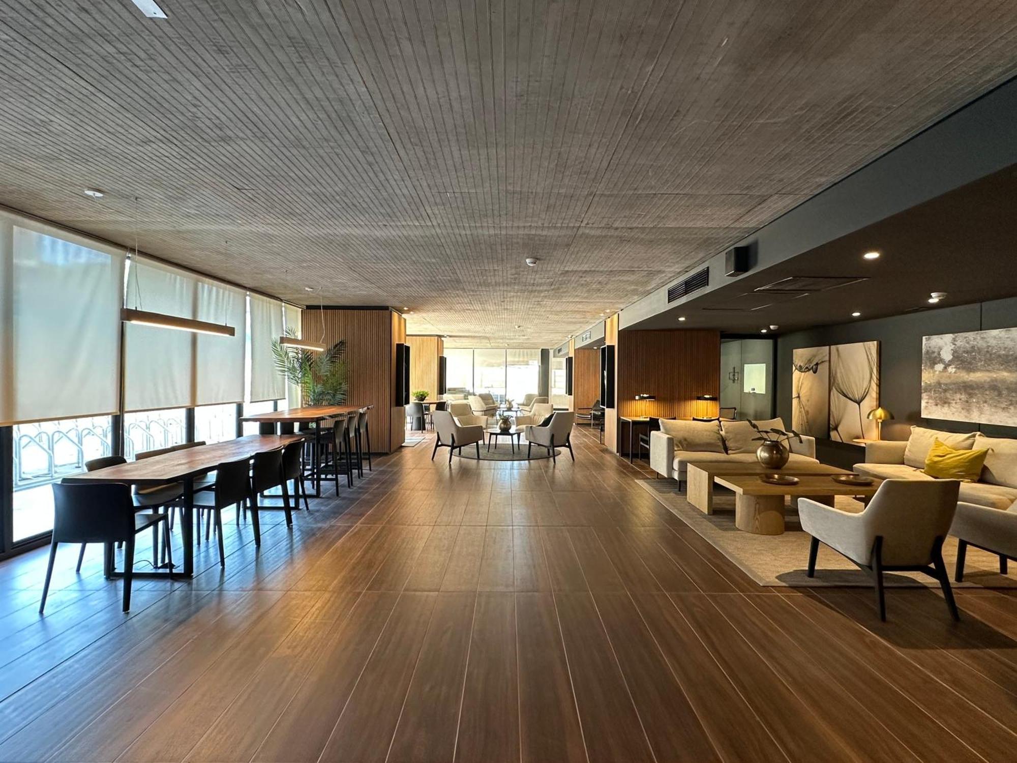 Hom I Lujoso Depto 2d2b, Nunoa Con Estacionamiento Apartment Santiago